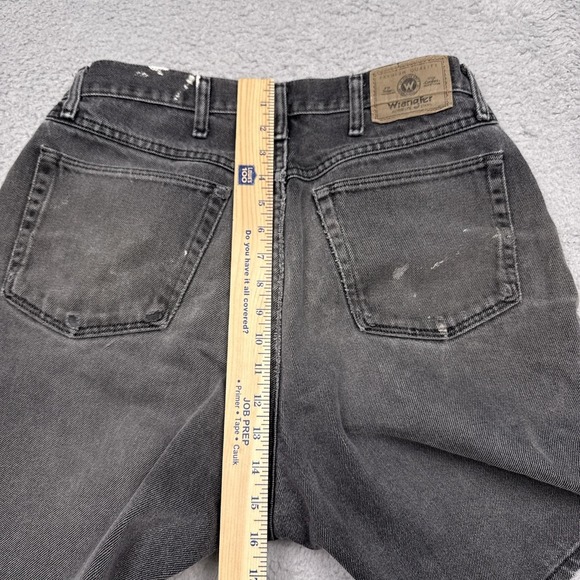 Wrangler Shorts Mens 34 Black Denim Cutoff Distressed Paint Workwear 10" Inseam - Picture 6 of 8